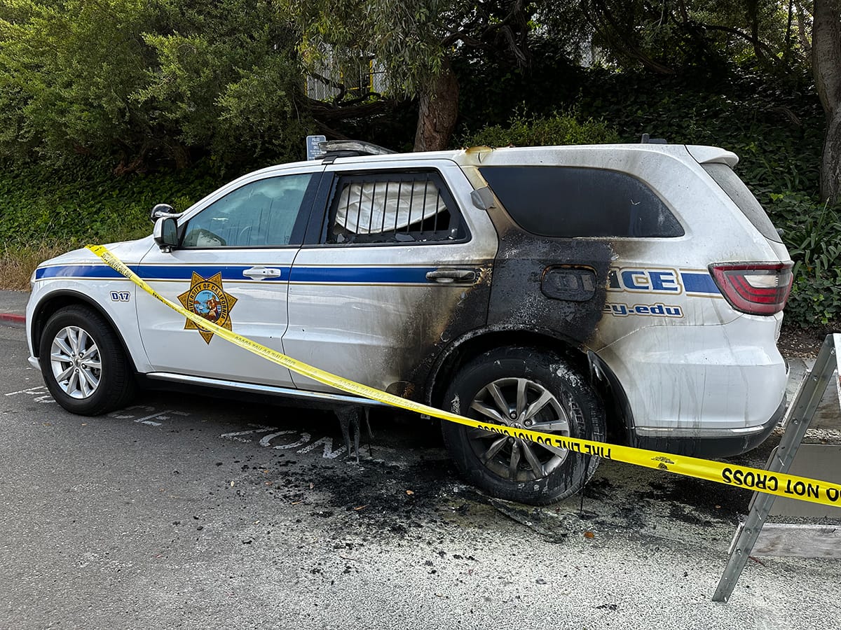 UC Berkeley police car burned, possibly in support of Palestine