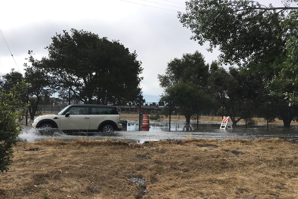 Water main break leads to major outage in West Berkeley