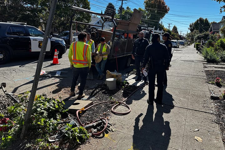 Work crew robbed at gunpoint on McGee Avenue in Berkeley